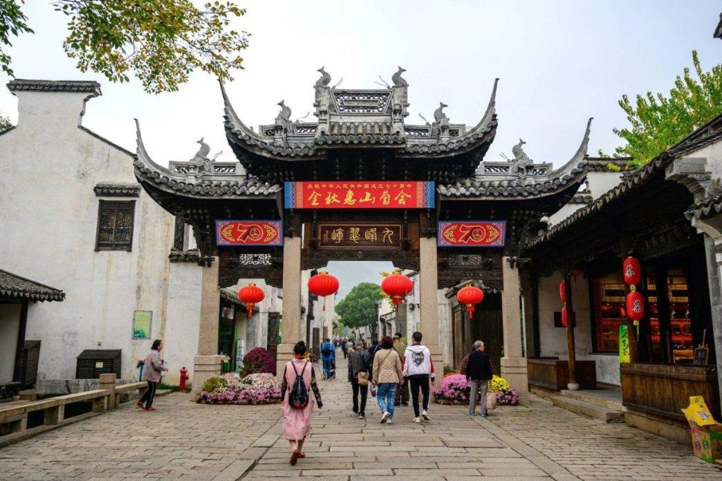 奥特曼:AI很强但有局限性,也无法替代人类,是某些领域非常有用的工具